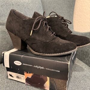 Dr. Scholl's Black Heels with Suede Finish